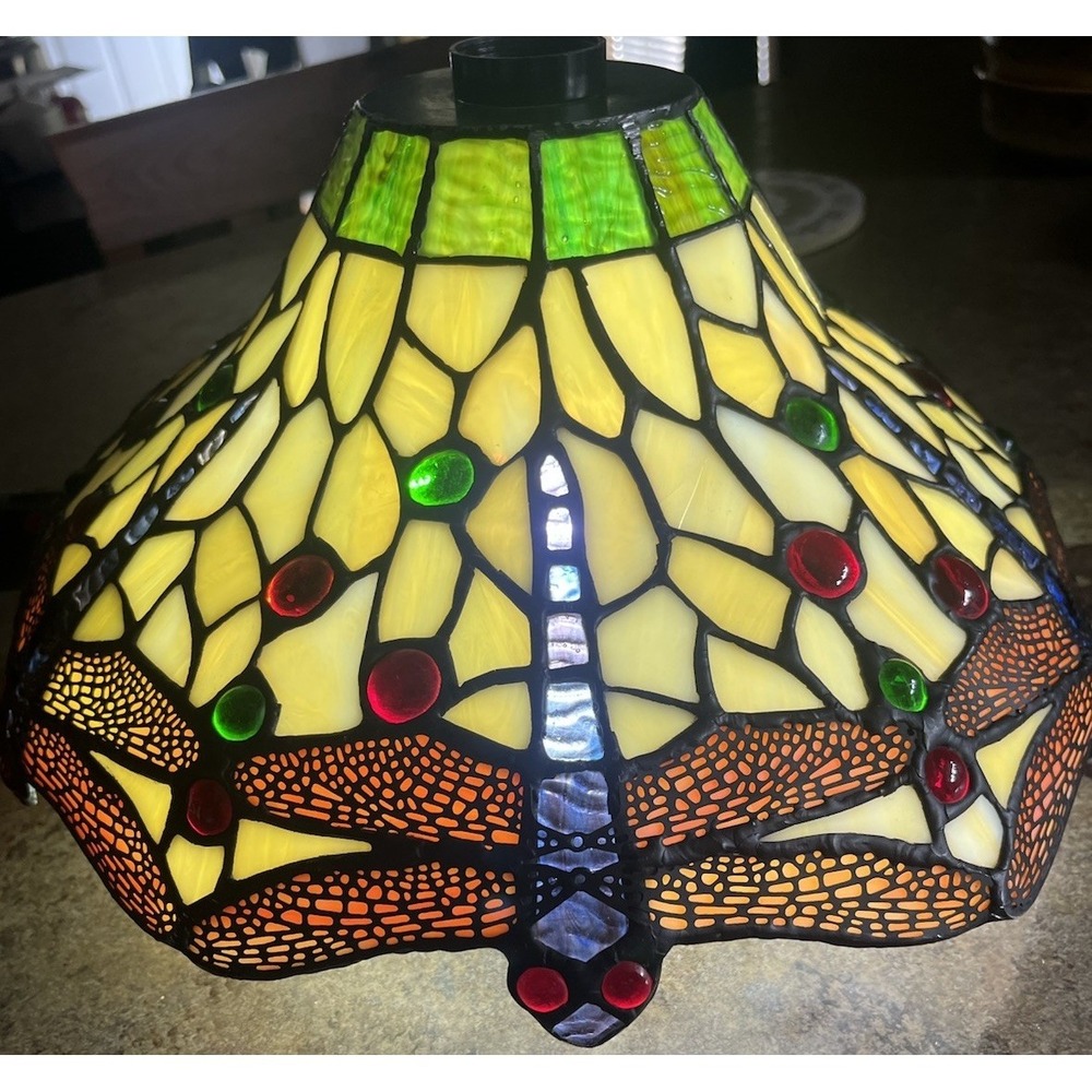VTG Dale Tiffany Signed / Tiffany Style Dragonfly Stained Glass Round Lamp Shade
